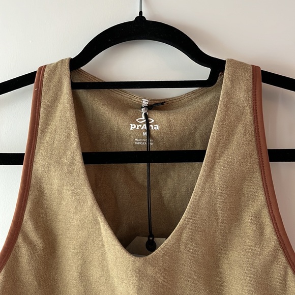 Prana Crop Top - Picture 4 of 11